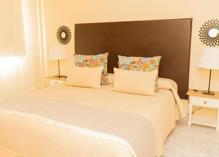 La Rivera Apartments